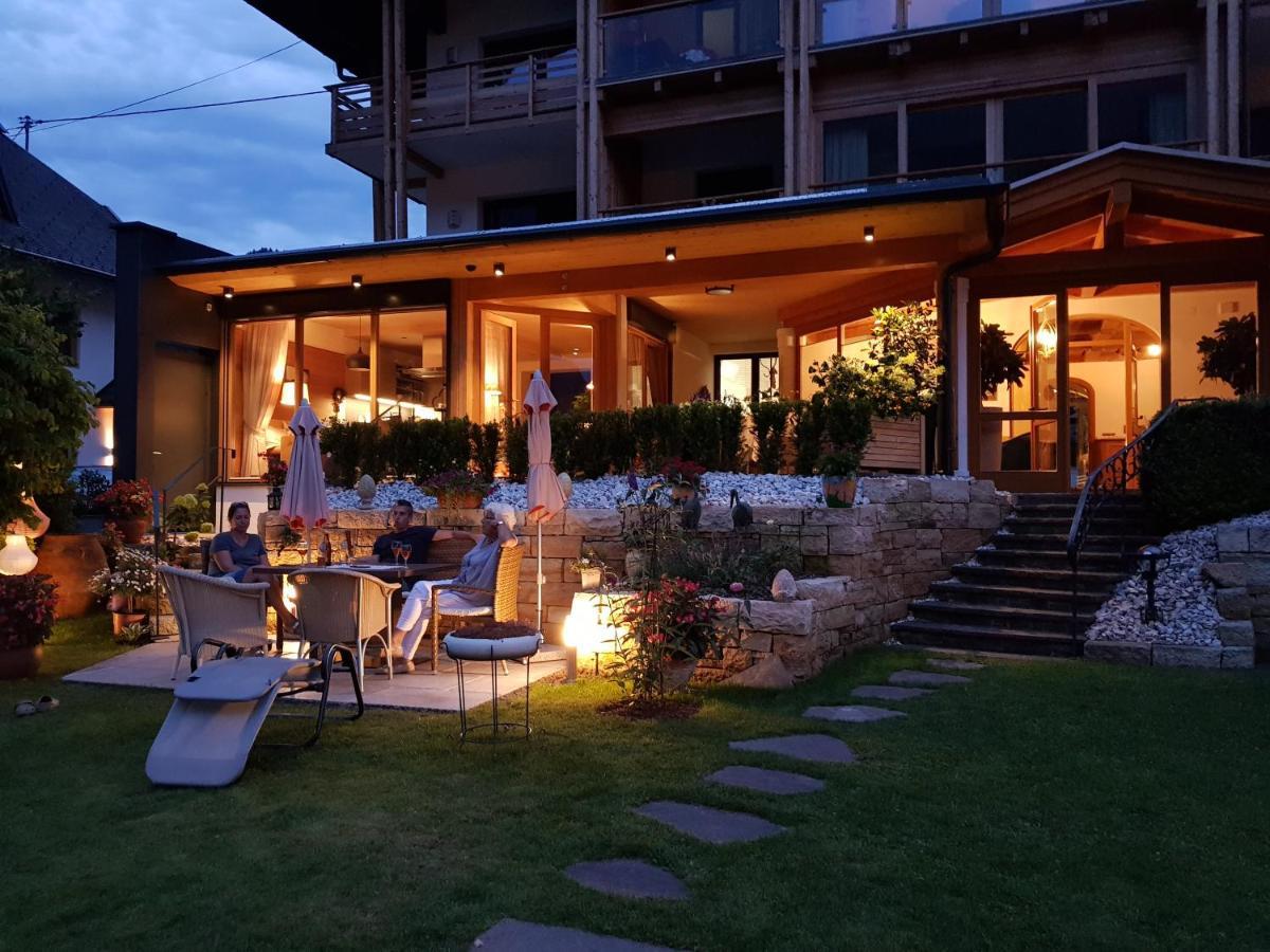 Hotel Carinthia Weissensee Esterno foto